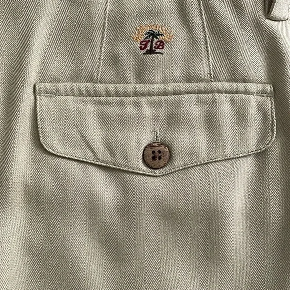 2 pc 100% silk Tommy Bahama floral Hawaiian Shirt Beige high rise Shorts Set - Picture 5 of 15